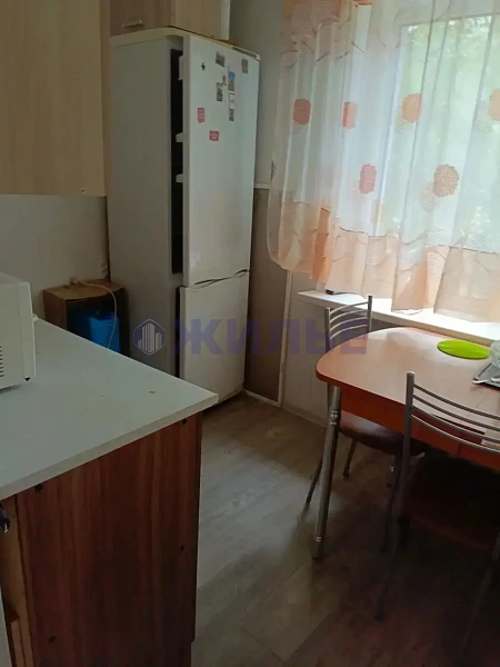 продам 1-комнатную квартиру