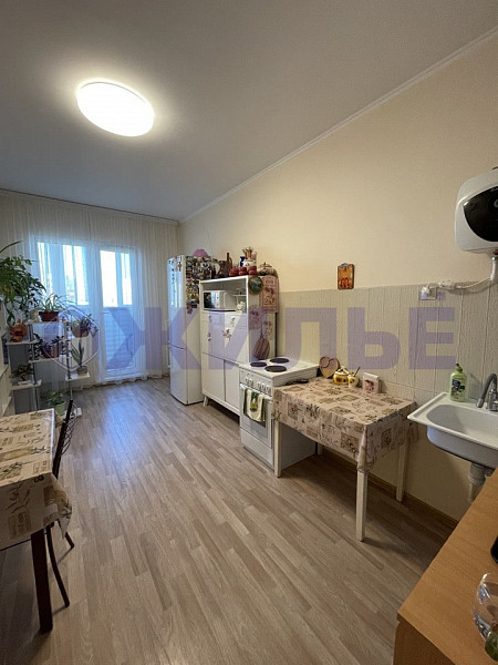 ПРОДАМ 3-Х КОМНАТНУЮ КВАРТИРУ