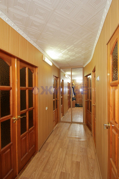 продам комнату в 3х комнатной  квартире