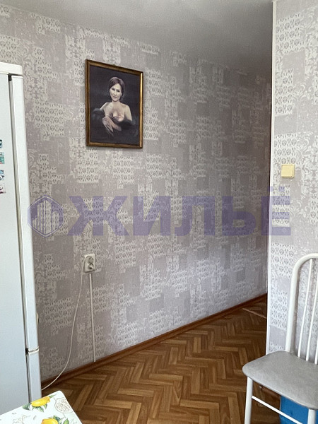 продам 1-комнатную квартиру